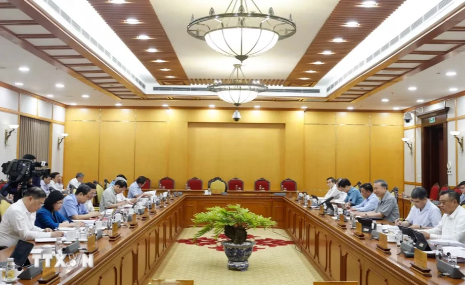 Hoàn thiện thể chế vượt trội, tạo động lực mới để TPHCM phát triển nhanh, bền vững