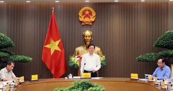 Hoạt động của lãnh đạo Đảng, Nhà nước, ngày 12/8