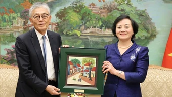 Hoạt động của lãnh đạo Đảng, Nhà nước ngày 16/4