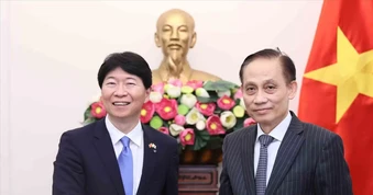 Hoạt động của lãnh đạo Đảng, Nhà nước ngày 27/3