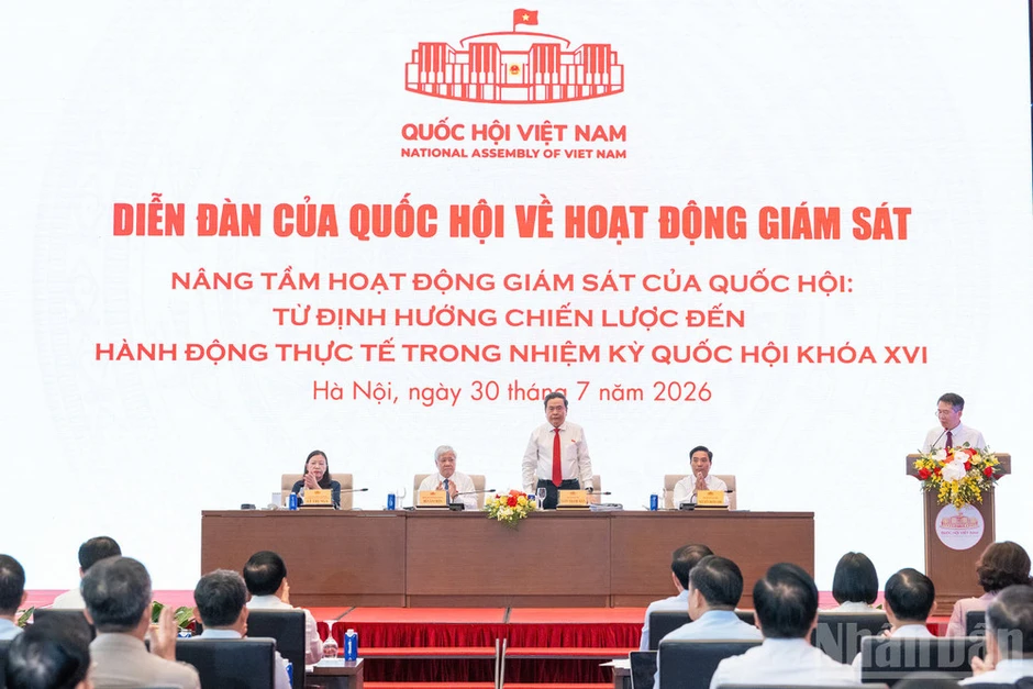 Hoạt động giám sát phải có trọng tâm, đi đến cùng trách nhiệm và kết quả Hoạt động giám sát phải có trọng tâm, đi đến cùng trách nhiệm và kết quả