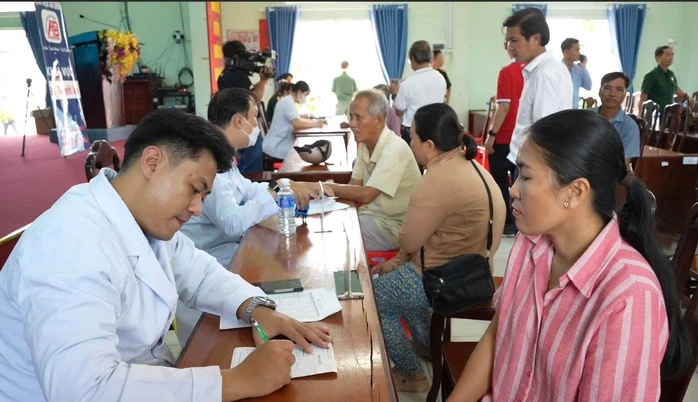 Hoạt động nghĩa tình của Ủy ban MTTQ Việt Nam TPHCM tại Tây Ninh Hoạt động nghĩa tình của Ủy ban MTTQ Việt Nam TPHCM tại Tây Ninh
