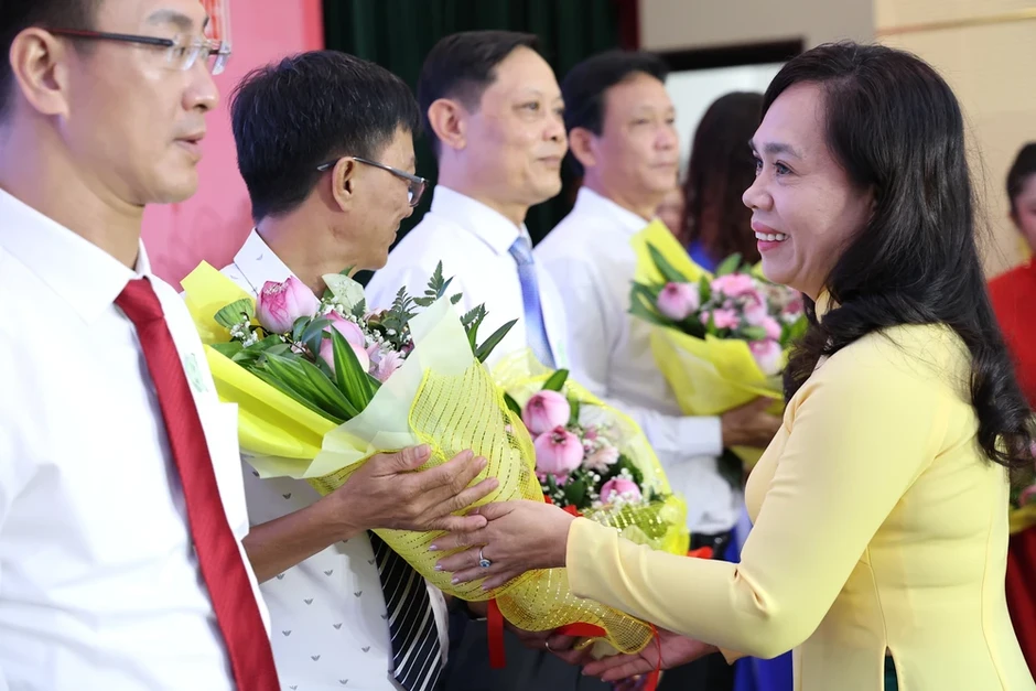 Học Bác tinh thần hành động cách mạng trong kỷ nguyên vươn mình Học Bác tinh thần hành động cách mạng trong kỷ nguyên vươn mình