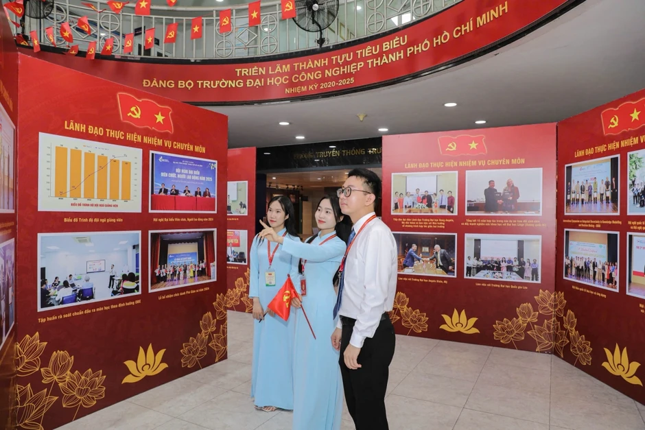 Học Bác từ những điều bình dị: Tận tâm phụng sự, lan tỏa yêu thương Học Bác từ những điều bình dị: Tận tâm phụng sự, lan tỏa yêu thương