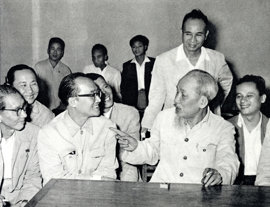 Học tập Chủ tịch Hồ Chí Minh thu hút và trọng dụng nhân tài