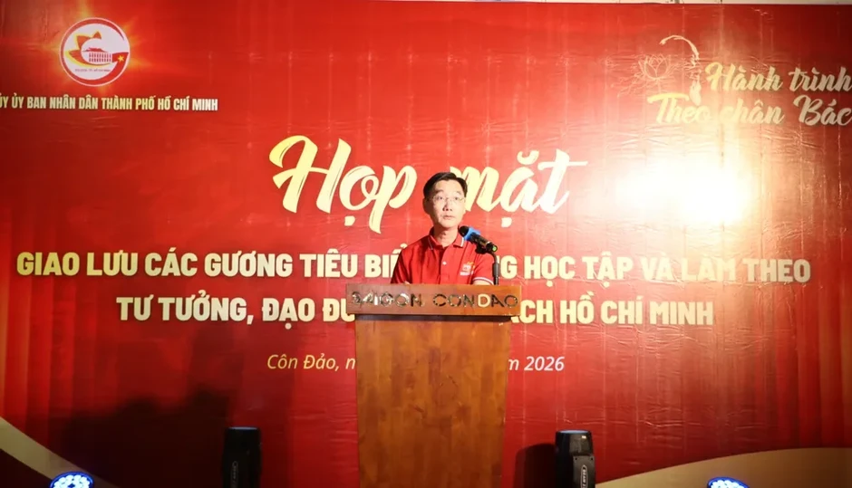 Học tập và làm theo Bác bằng những việc làm cụ thể, thiết thực Học tập và làm theo Bác bằng những việc làm cụ thể, thiết thực