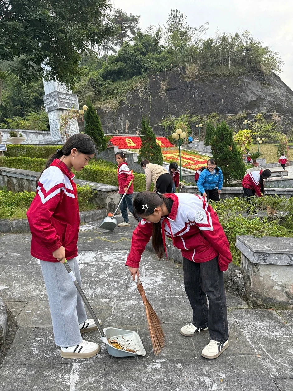 Học và làm theo lời Bác ở quê hương cội nguồn Cách mạng Cao Bằng Học và làm theo lời Bác ở quê hương cội nguồn Cách mạng Cao Bằng