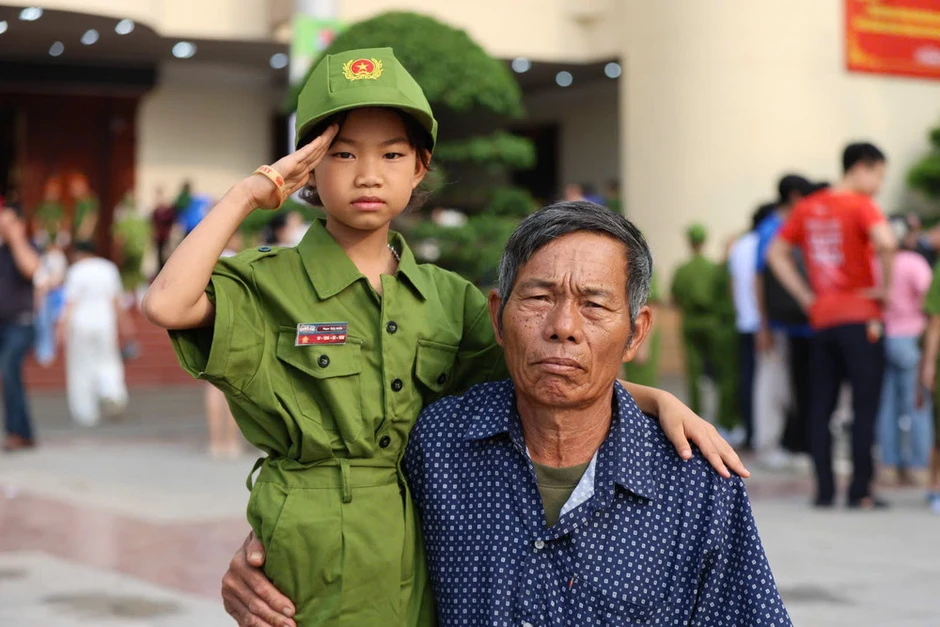 Học viện Cảnh sát nhân dân khai mạc trại hè "Học làm chiến sĩ công an" Học viện Cảnh sát nhân dân khai mạc trại hè "Học làm chiến sĩ công an"