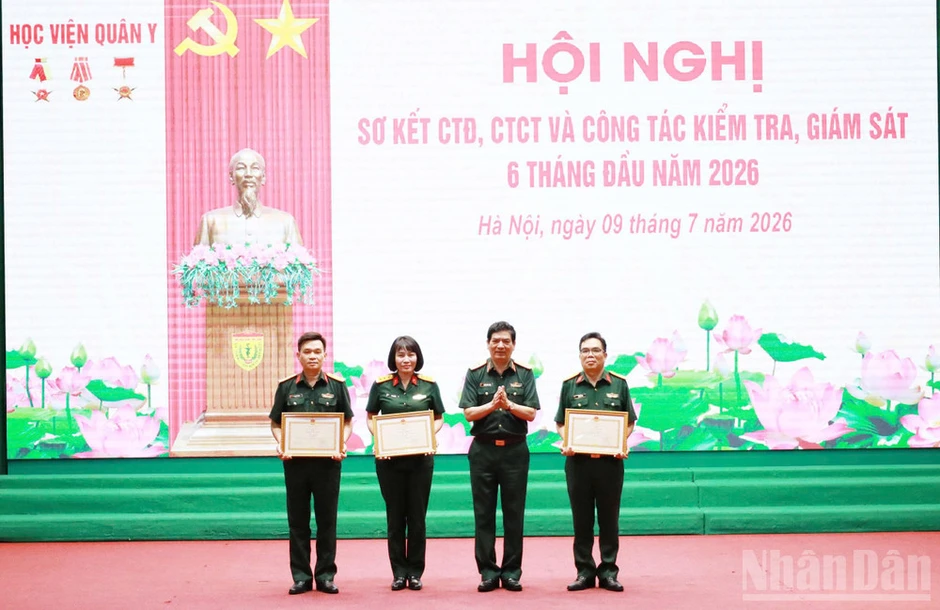 Học viện Quân y bám sát nhiệm vụ, triển khai toàn diện hoạt động công tác đảng, công tác chính trị Học viện Quân y bám sát nhiệm vụ, triển khai toàn diện hoạt động công tác đảng, công tác chính trị