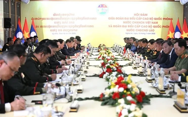 Hội đàm cấp cao Quốc phòng hai nước Việt Nam - Lào tại Nghệ An Hội đàm cấp cao Quốc phòng hai nước Việt Nam - Lào tại Nghệ An