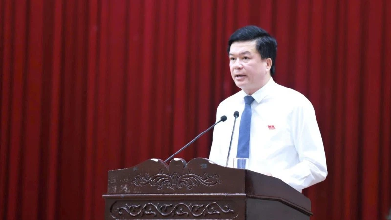 Hội đồng nhân dân tỉnh Nghệ An xem xét, quyết định nhiều nội dung quan trọng Hội đồng nhân dân tỉnh Nghệ An xem xét, quyết định nhiều nội dung quan trọng