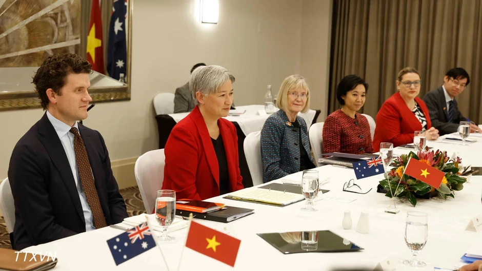 Hội nghị Bộ trưởng Ngoại giao Việt Nam-Australia lần thứ 8 Hội nghị Bộ trưởng Ngoại giao Việt Nam-Australia lần thứ 8