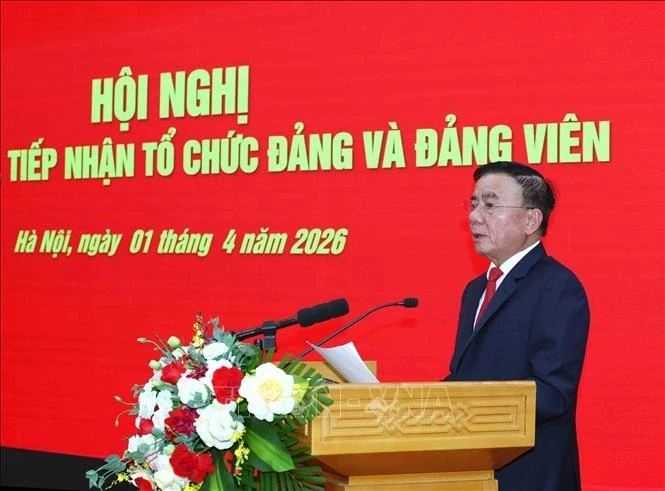 Hội nghị chuyển giao, tiếp nhận tổ chức đảng và đảng viên của 5 đảng bộ Hội nghị chuyển giao, tiếp nhận tổ chức đảng và đảng viên của 5 đảng bộ