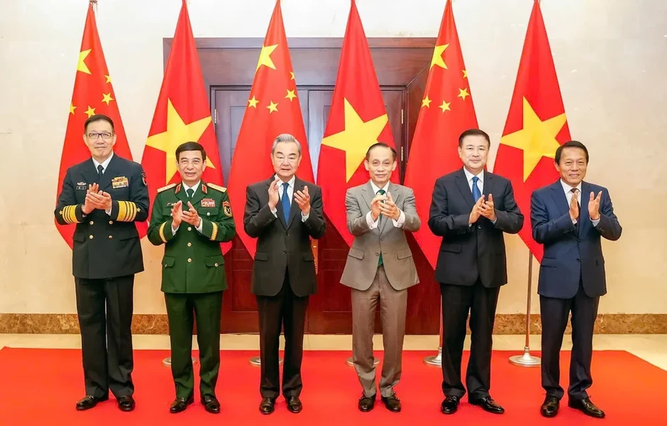 Hội nghị lần thứ nhất Đối thoại Chiến lược 3+3 cấp bộ trưởng ngoại giao, quốc phòng và công an Việt Nam - Trung Quốc Hội nghị lần thứ nhất Đối thoại Chiến lược 3+3 cấp bộ trưởng ngoại giao, quốc phòng và công an Việt Nam - Trung Quốc