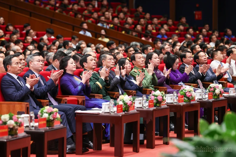 Hội nghị tri ân người có công toàn quốc: Khắc ghi những hy sinh vì Tổ quốc Hội nghị tri ân người có công toàn quốc: Khắc ghi những hy sinh vì Tổ quốc