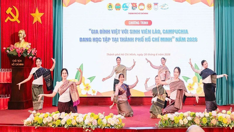 Hơn 170 sinh viên Lào và Campuchia tại Thành phố Hồ Chí Minh được các gia đình nhận nuôi