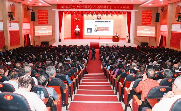Hơn 3.000 đảng viên phường Tăng Nhơn Phú dự hội nghị quán triệt Nghị quyết 79, Nghị quyết 80