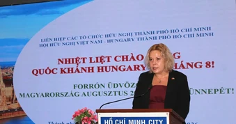 Họp mặt kỷ niệm Quốc khánh Hungary