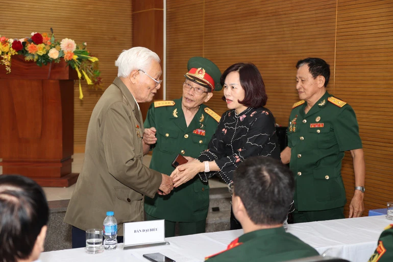 Họp mặt truyền thống Cục Chính trị Quân Giải phóng miền nam Việt Nam Họp mặt truyền thống Cục Chính trị Quân Giải phóng miền nam Việt Nam