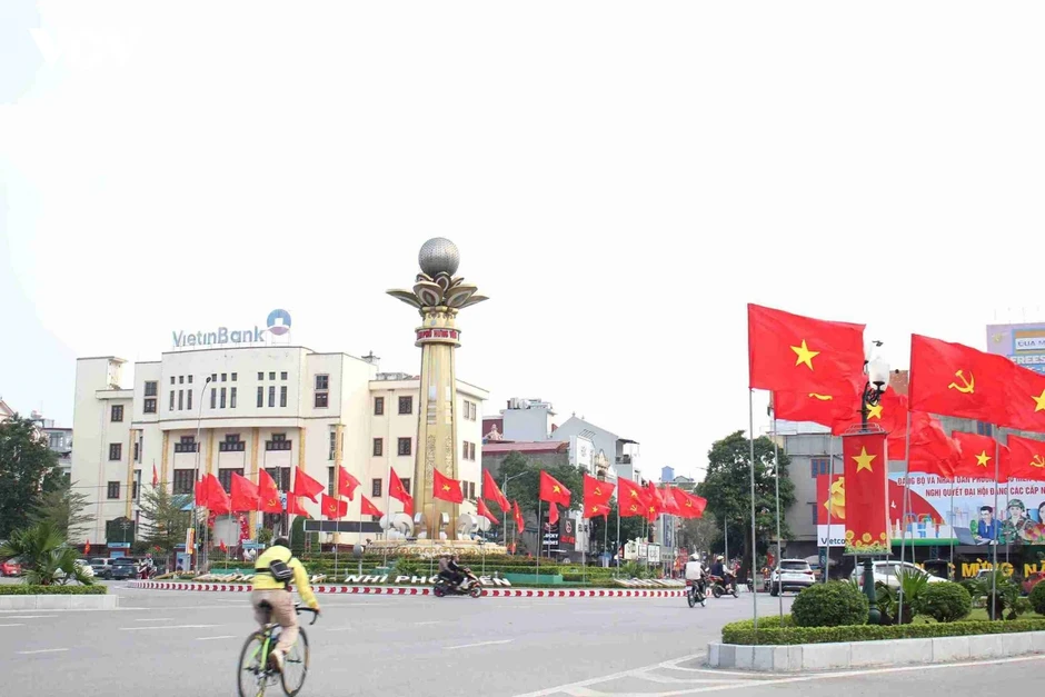 Hưng Yên đặt mục tiêu giảm gần 50% thôn, tổ dân phố sau sắp xếp Hưng Yên đặt mục tiêu giảm gần 50% thôn, tổ dân phố sau sắp xếp