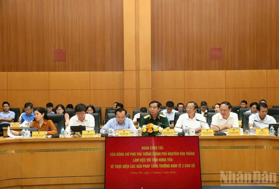 Hưng Yên là một trong những điểm sáng về tăng trưởng kinh tế của cả nước Hưng Yên là một trong những điểm sáng về tăng trưởng kinh tế của cả nước