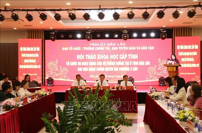 Hướng tới bộ máy tinh gọn với chính quyền địa phương 2 cấp Hướng tới bộ máy tinh gọn với chính quyền địa phương 2 cấp