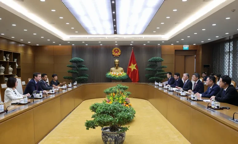 IMF tiếp tục là cầu nối quan trọng hỗ trợ Việt Nam phát triển IMF tiếp tục là cầu nối quan trọng hỗ trợ Việt Nam phát triển