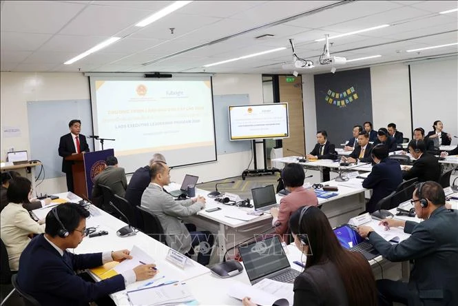 Khai mạc chương trình 'Lãnh đạo cao cấp' dành cho cán bộ Lào Khai mạc chương trình 'Lãnh đạo cao cấp' dành cho cán bộ Lào