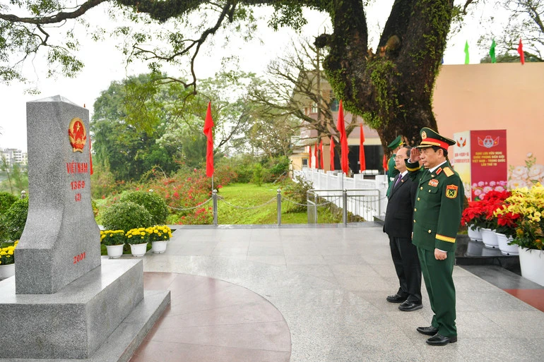 Khai mạc Giao lưu hữu nghị Quốc phòng biên giới Việt Nam-Trung Quốc lần thứ 10