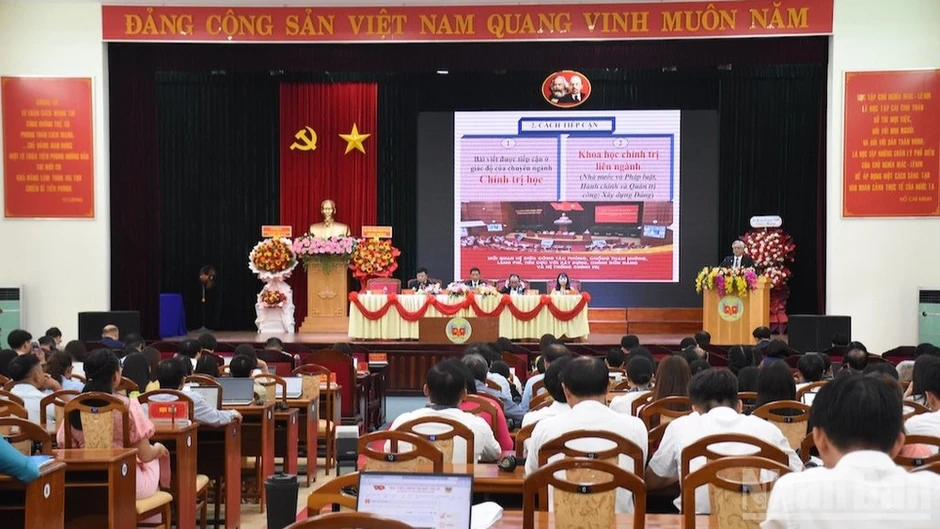 Khai mạc Hội thảo khoa học quốc tế về xây dựng Nhà nước pháp quyền và kiểm soát quyền lực Việt Nam-Trung Quốc Khai mạc Hội thảo khoa học quốc tế về xây dựng Nhà nước pháp quyền và kiểm soát quyền lực Việt Nam-Trung Quốc