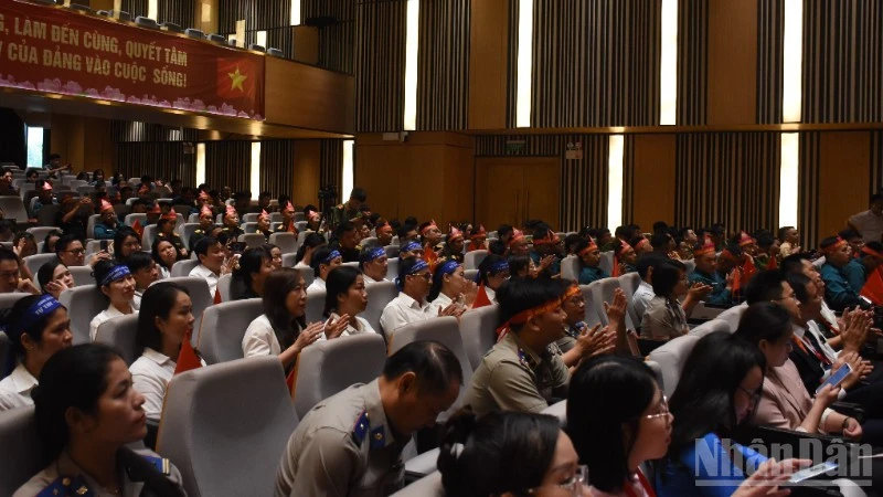 Khai mạc Hội thi Báo cáo viên, Tuyên truyền viên giỏi thành phố Đà Nẵng năm 2026