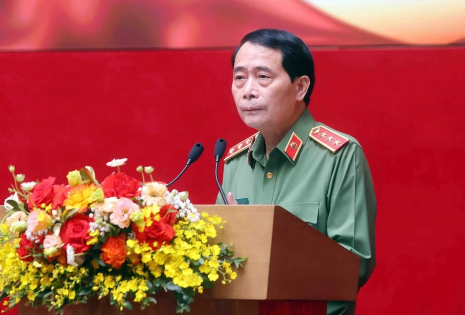 Khai mạc Ngày sách và phát động phong trào đọc sách trong Công an nhân dân Khai mạc Ngày sách và phát động phong trào đọc sách trong Công an nhân dân