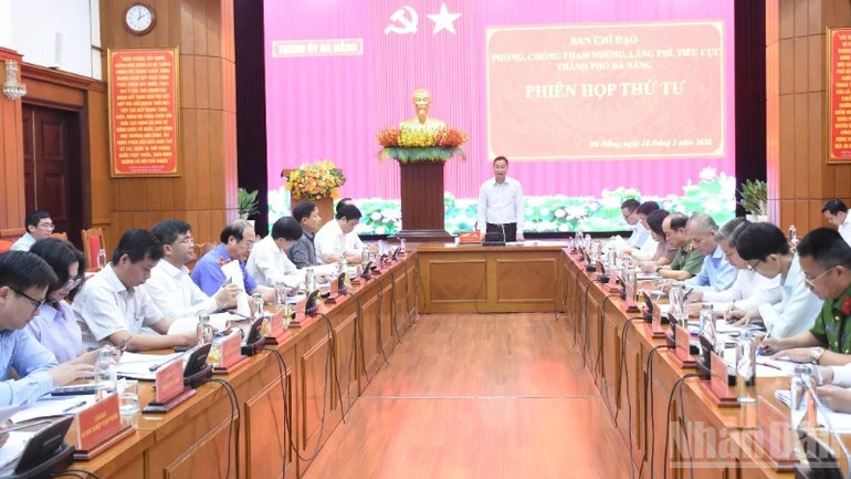 Khai mạc Phiên họp thứ 4 của Ban Chỉ đạo phòng, chống tham nhũng, lãng phí, tiêu cực thành phố Đà Nẵng Khai mạc Phiên họp thứ 4 của Ban Chỉ đạo phòng, chống tham nhũng, lãng phí, tiêu cực thành phố Đà Nẵng