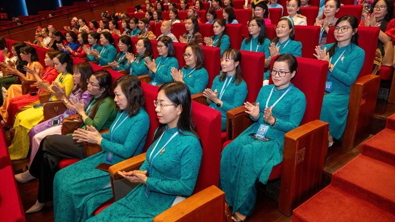 Khai mạc trọng thể Đại hội đại biểu Phụ nữ toàn quốc lần thứ XIV Khai mạc trọng thể Đại hội đại biểu Phụ nữ toàn quốc lần thứ XIV