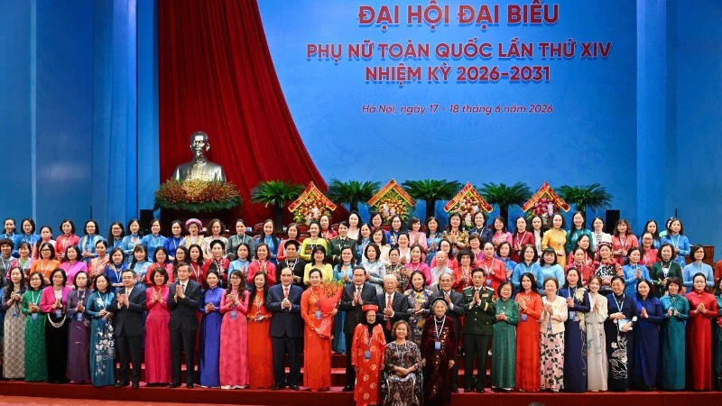 Khai mạc trọng thể Đại hội đại biểu Phụ nữ toàn quốc lần thứ XIV Khai mạc trọng thể Đại hội đại biểu Phụ nữ toàn quốc lần thứ XIV