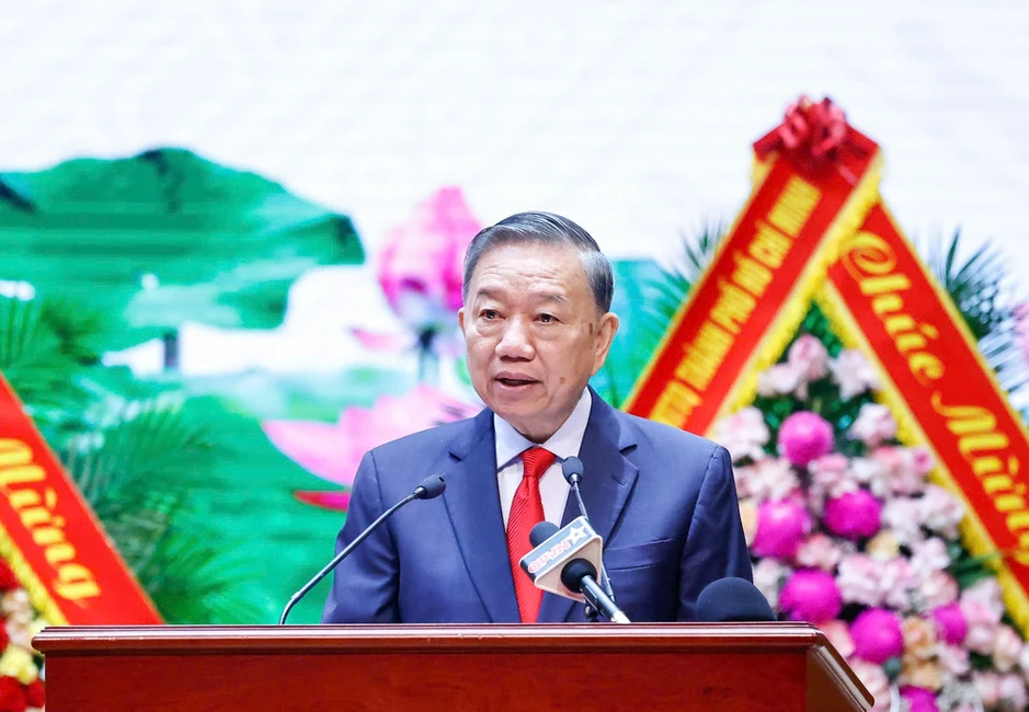 Khai mạc trọng thể Đại hội đại biểu toàn quốc Hội Cựu chiến binh Việt Nam lần thứ VIII Khai mạc trọng thể Đại hội đại biểu toàn quốc Hội Cựu chiến binh Việt Nam lần thứ VIII