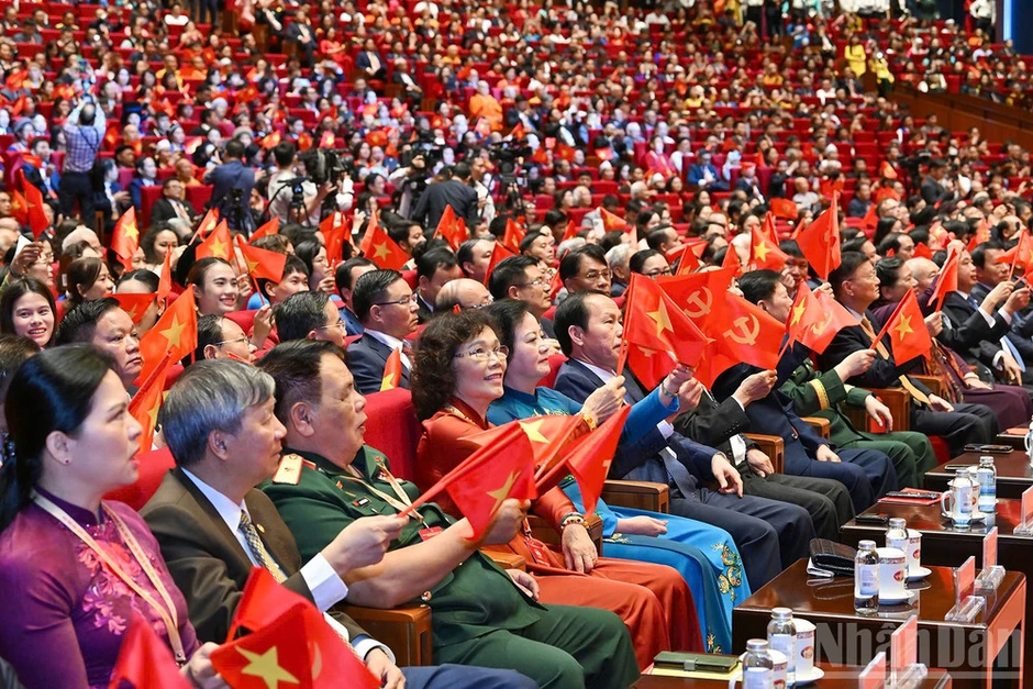 Khai mạc trọng thể Đại hội đại biểu toàn quốc Mặt trận Tổ quốc Việt Nam lần thứ XI Khai mạc trọng thể Đại hội đại biểu toàn quốc Mặt trận Tổ quốc Việt Nam lần thứ XI