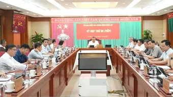 Khai trừ khỏi Đảng Thứ trưởng Bộ Nông nghiệp và Môi trường Hoàng Trung