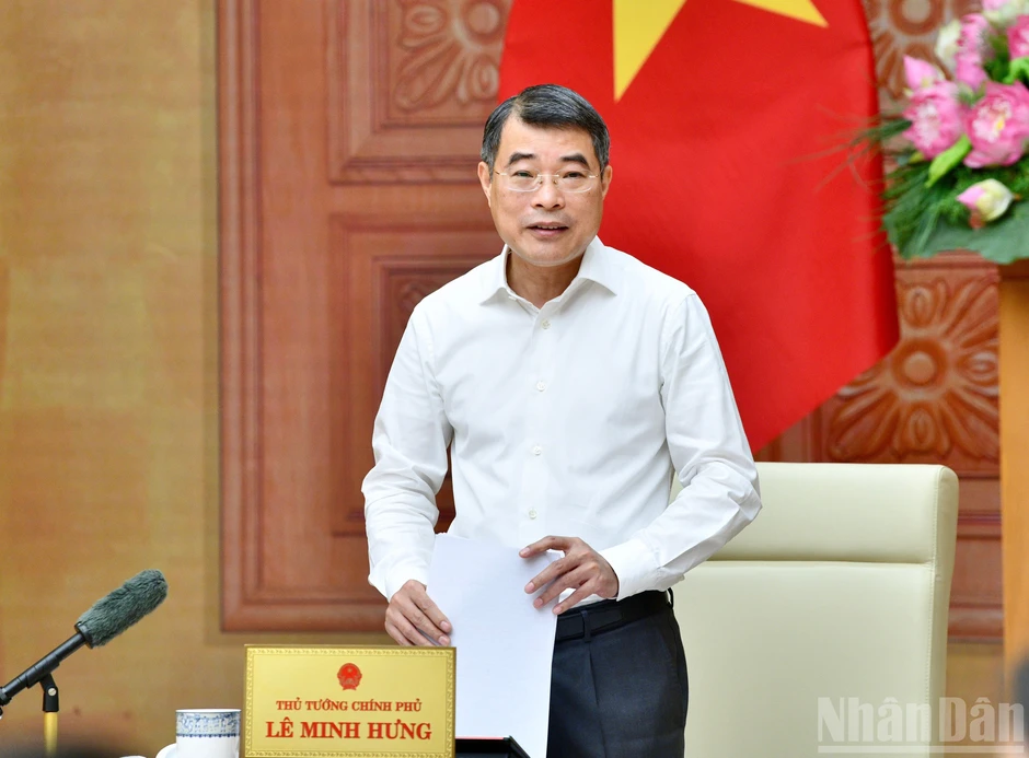 Khẩn trương hoàn thiện các kịch bản điều hành tăng trưởng với các phương án khác nhau Khẩn trương hoàn thiện các kịch bản điều hành tăng trưởng với các phương án khác nhau