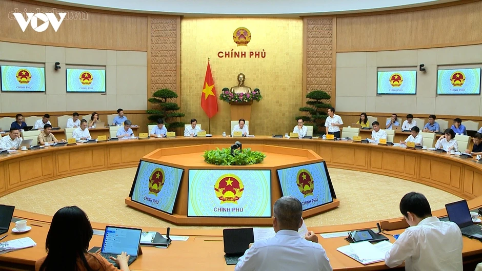 Khẩn trương hoàn thiện dự thảo để ban hành nghị định về đại học quốc gia Khẩn trương hoàn thiện dự thảo để ban hành nghị định về đại học quốc gia