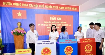 Khẩn trương phát thẻ cử tri, tránh tình trạng đi bầu cử thay