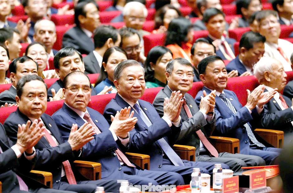 Khẳng định vị thế và phương thức hoạt động mới của MTTQ Việt Nam Khẳng định vị thế và phương thức hoạt động mới của MTTQ Việt Nam