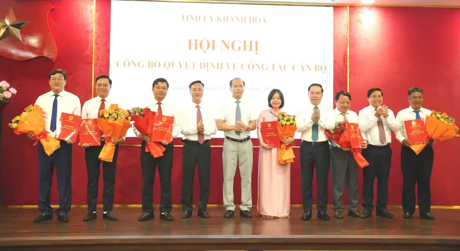 Khánh Hòa: Điều động, bổ nhiệm nhiều lãnh đạo sở, ngành, địa phương Khánh Hòa: Điều động, bổ nhiệm nhiều lãnh đạo sở, ngành, địa phương