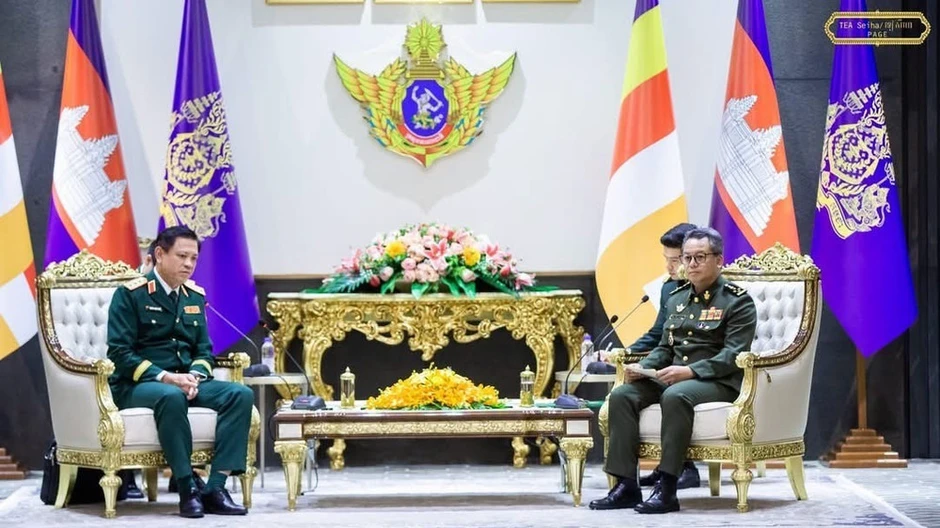 Khánh thành công trình hữu nghị, gắn chặt tình đoàn kết giữa Quân đội nhân dân Việt Nam và Quân đội Hoàng gia Campuchia Khánh thành công trình hữu nghị, gắn chặt tình đoàn kết giữa Quân đội nhân dân Việt Nam và Quân đội Hoàng gia Campuchia
