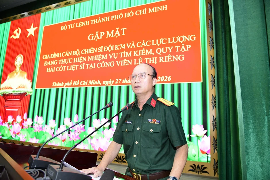 Khen thưởng 84 cá nhân tìm kiếm hài cốt liệt sĩ tại Công viên Lê Thị Riêng Khen thưởng 84 cá nhân tìm kiếm hài cốt liệt sĩ tại Công viên Lê Thị Riêng