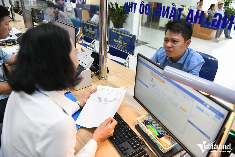 Khi xếp ngạch chuyên viên chính, công chức cấp xã phải có chứng chỉ bồi dưỡng hay không? Khi xếp ngạch chuyên viên chính, công chức cấp xã phải có chứng chỉ bồi dưỡng hay không?
