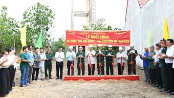 Khởi công xây dựng 9 căn nhà tặng gia đình chính sách ở Tây Ninh