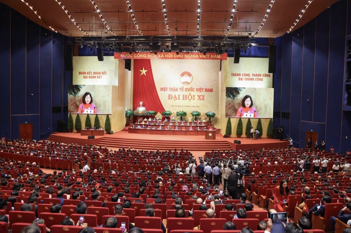 Khơi dậy sức mạnh từ tinh thần "Đoàn kết - Dân chủ - Đổi mới - Sáng tạo - Phát triển" Khơi dậy sức mạnh từ tinh thần "Đoàn kết - Dân chủ - Đổi mới - Sáng tạo - Phát triển"