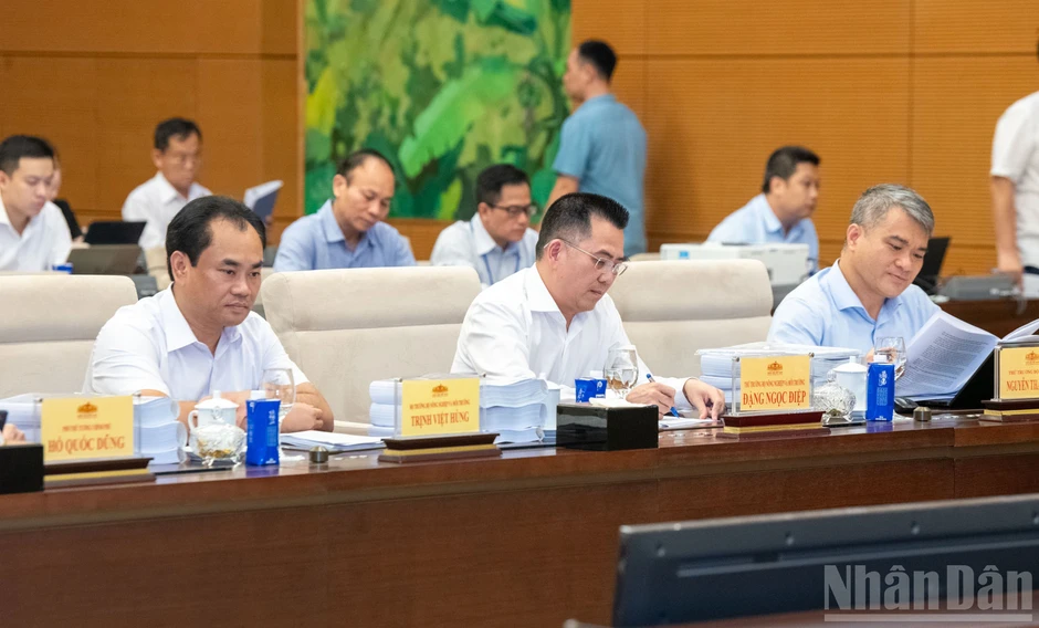 Khơi thông nguồn lực đất đai phục vụ mục tiêu tăng trưởng "hai con số" Khơi thông nguồn lực đất đai phục vụ mục tiêu tăng trưởng "hai con số"