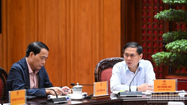 Không để thiếu nguồn cung xăng dầu; khẩn trương xây dựng kho dự trữ chiến lược Không để thiếu nguồn cung xăng dầu; khẩn trương xây dựng kho dự trữ chiến lược